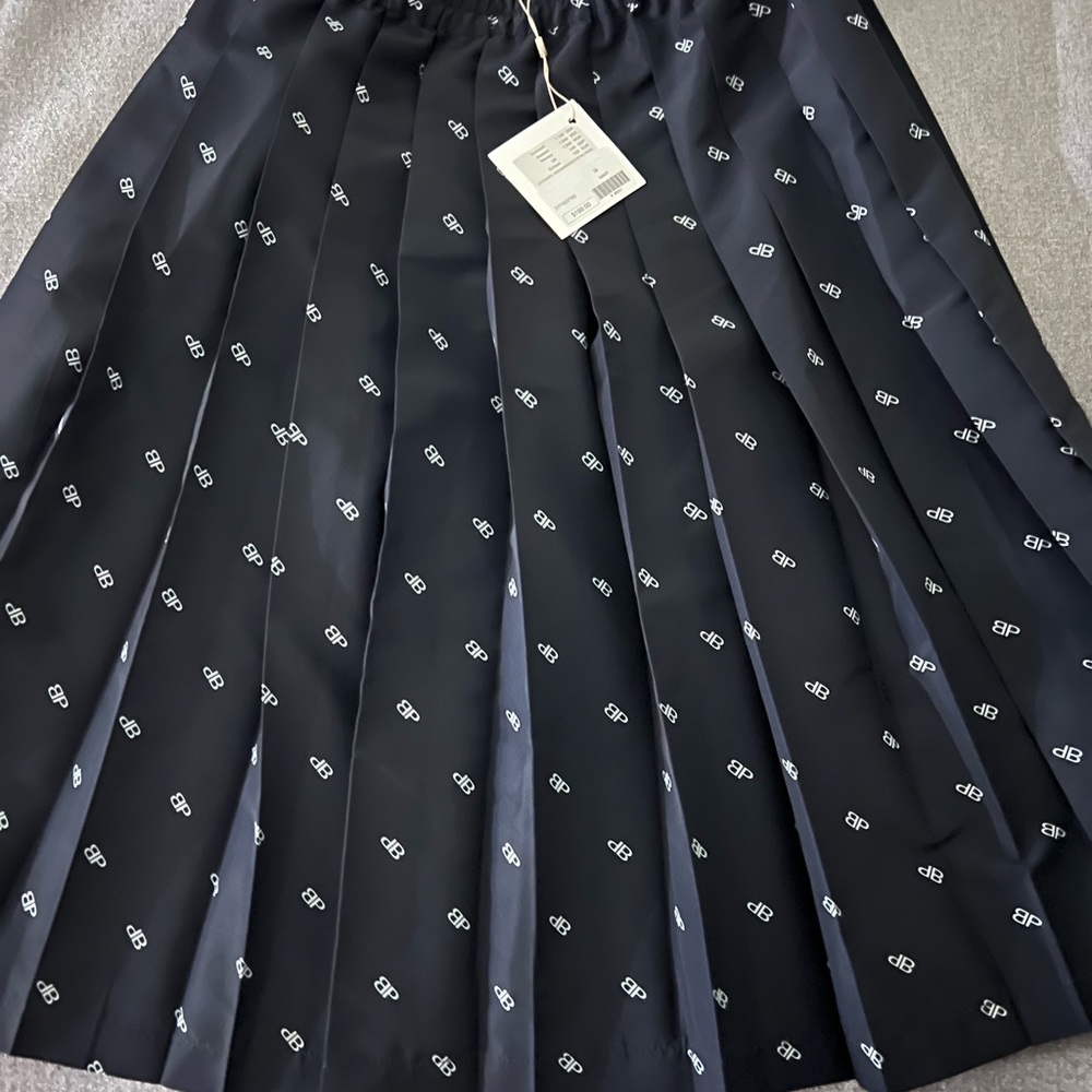 Women’s skirt